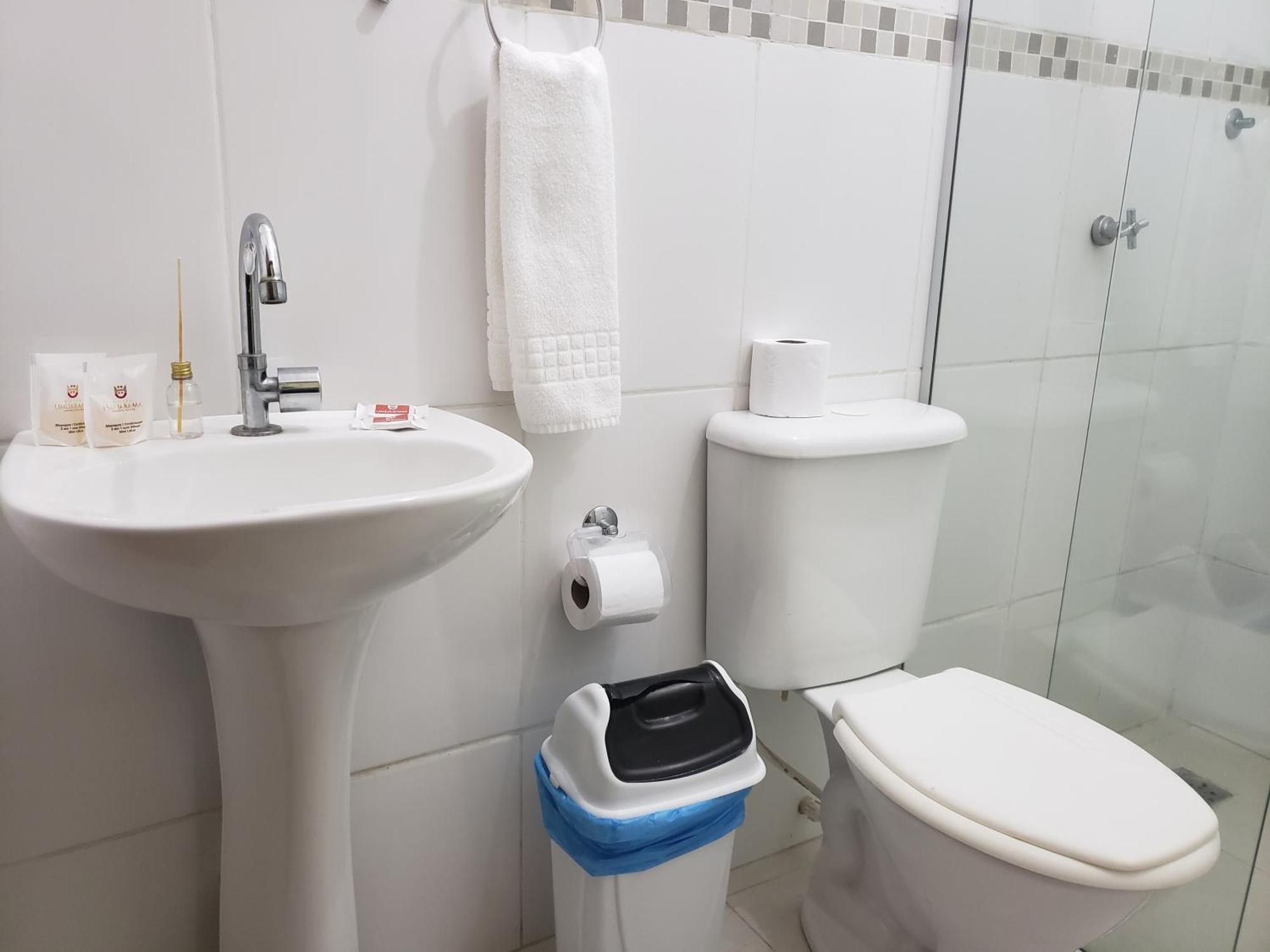 Hotel Umuarama Aparecida Sp Екстериор снимка